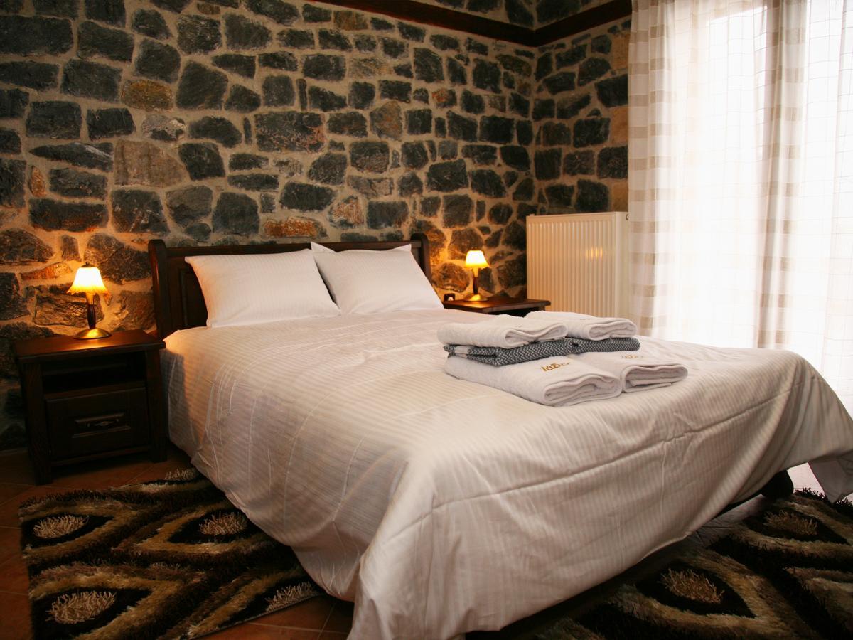 Hôtel Yades Pozar à Káto Loutrákion Extérieur photo