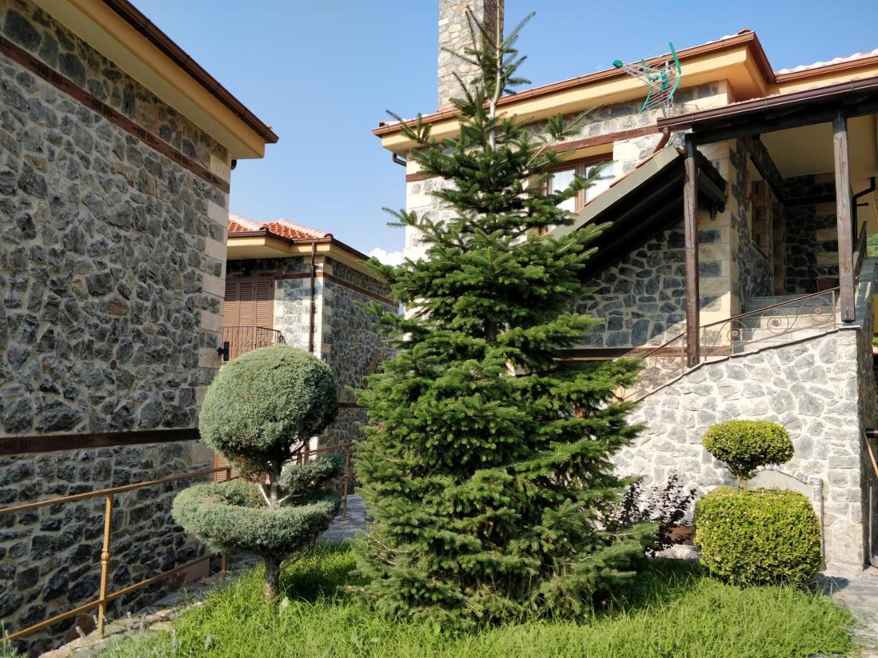 Hôtel Yades Pozar à Káto Loutrákion Extérieur photo